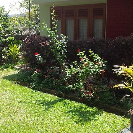 Jayawimana Apartamento Kandy Exterior foto