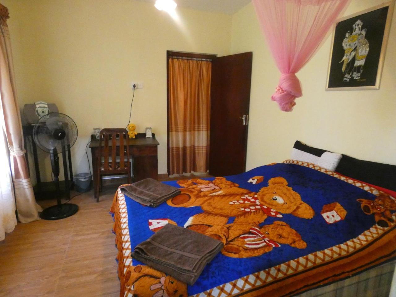 Jayawimana Apartamento Kandy Exterior foto
